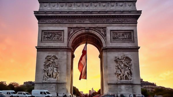 L'arc de Triomphe, tourisme à Paris