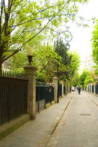 Entrée de la cité des fleurs à Paris