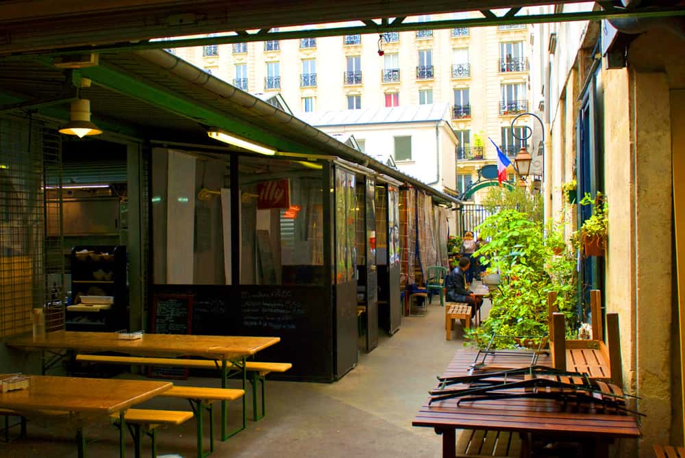 L'entrée du marché par la rue de Bretagne