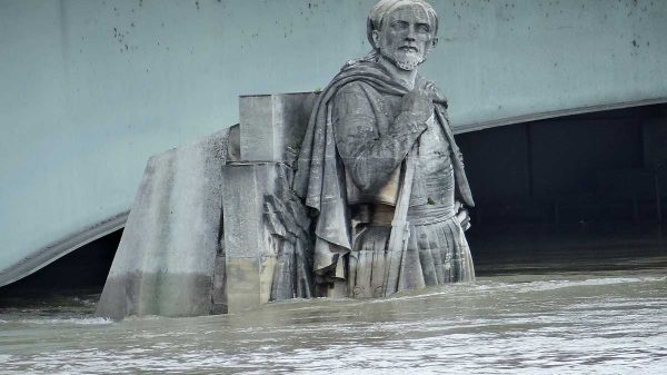 The Zouave of the Pont de l'Alma, a well-known figure in Paris